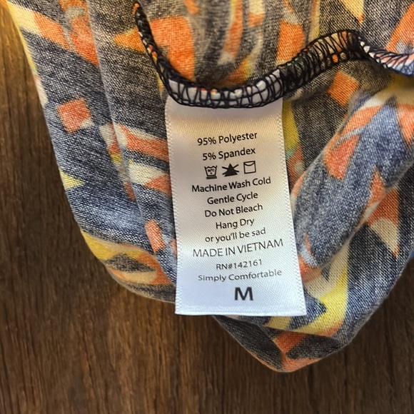 NWT lularoe Julia size medium - Picture 6 of 6